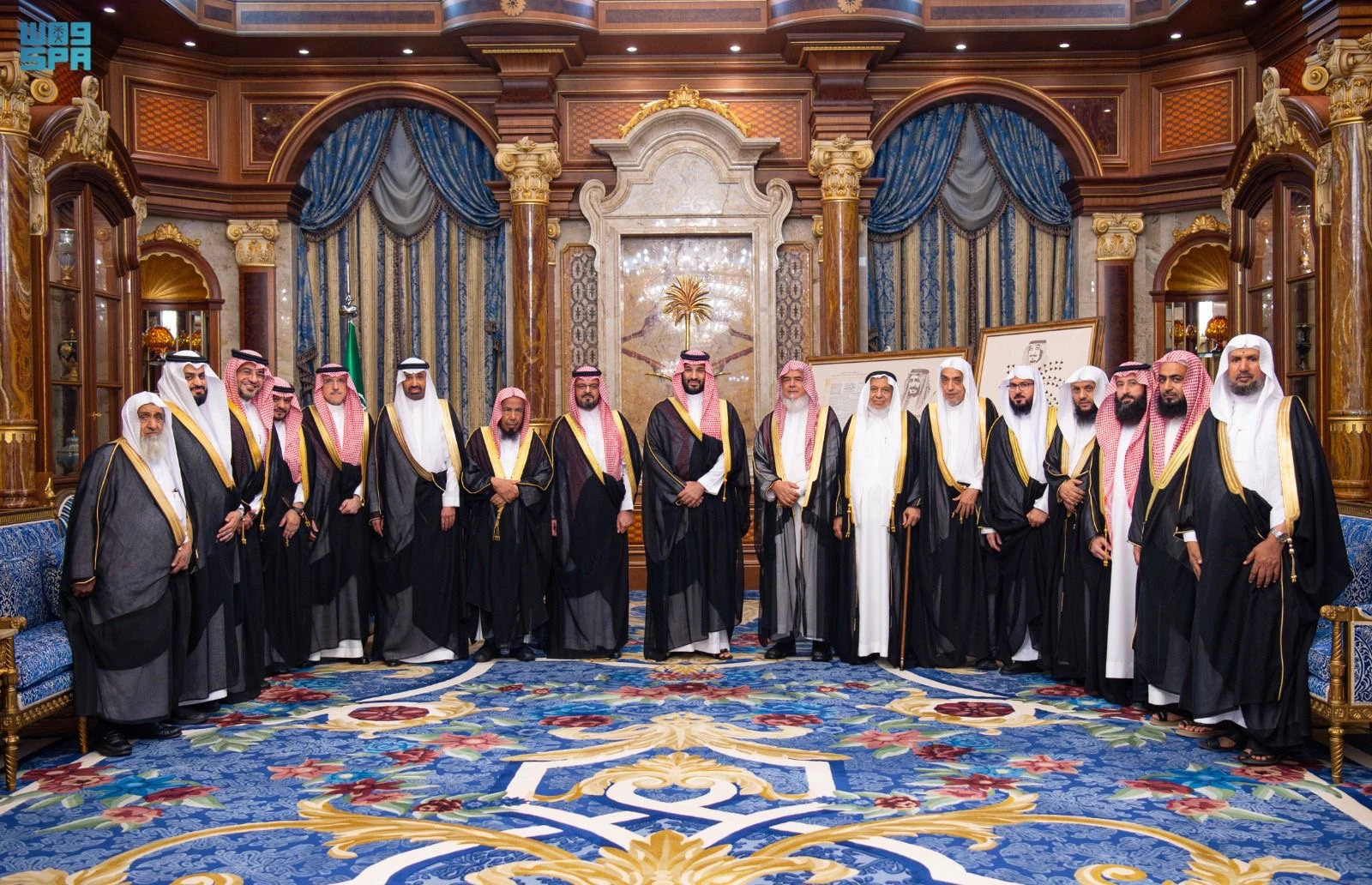 استقبل سمو ولي العهد الأمير محمد بن سلمان – حفظه الله –  وفد تكريم خادم الحرمين الشريفين؛